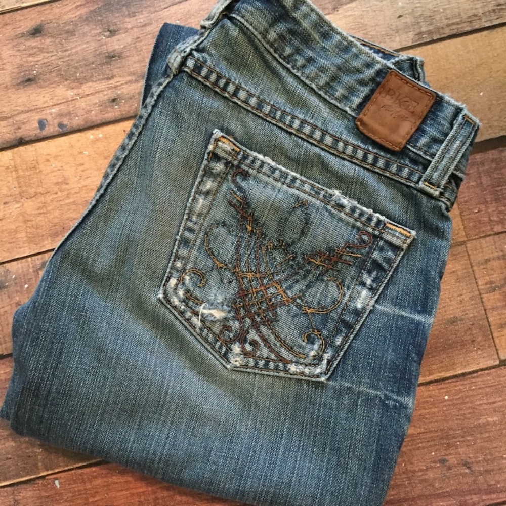 BKE Starlit Straight Leg Jeans Size 27